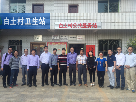 ���ݽ�ؼ��Ŵ󶫷�ƶ